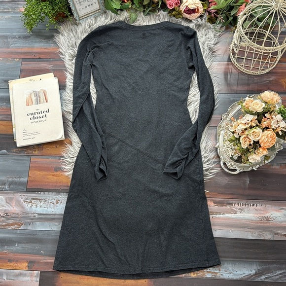 Athleta Charcoal Gray Long Sleeve Sunburst Dress Stretch Size S Heathered - Picture 7 of 12